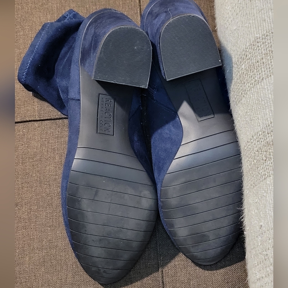 Kenneth Cole Blue Suede Round Toe Side Zip Ankle Booties Shoes SZ 9.5 - Picture 8 of 10